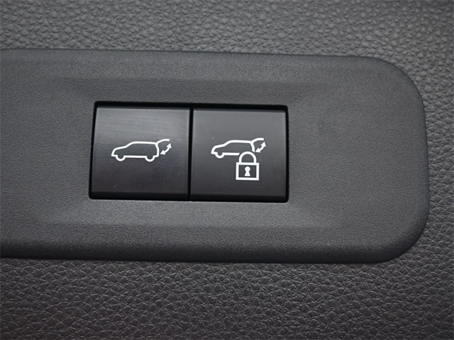 Used 2025 Toyota Crown Signia SUV