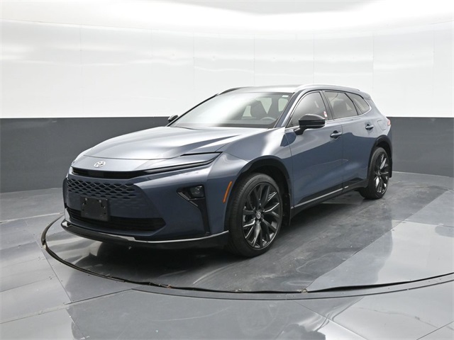 Used 2025 Toyota Crown Signia SUV