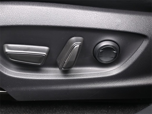 Used 2025 Toyota Crown Signia SUV