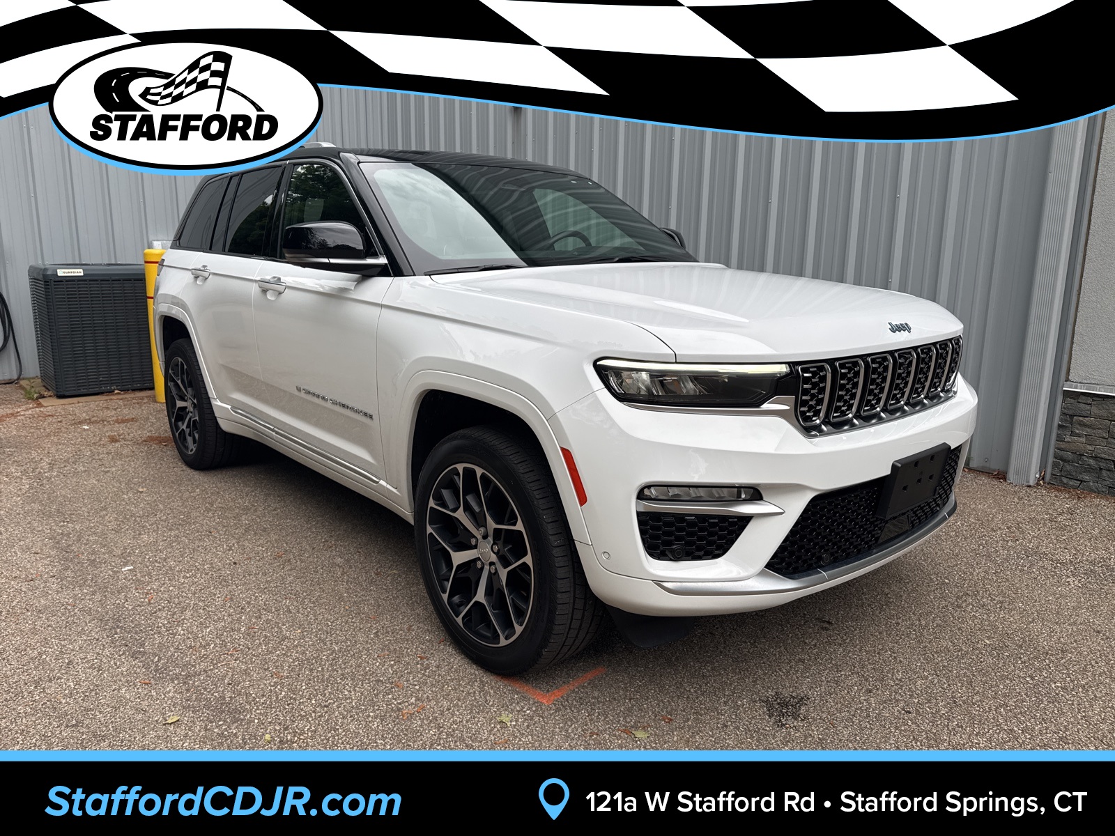 2022 Bright White Clearcoat Jeep Grand Cherokee 4xe Summit Reserve 4xe SUV