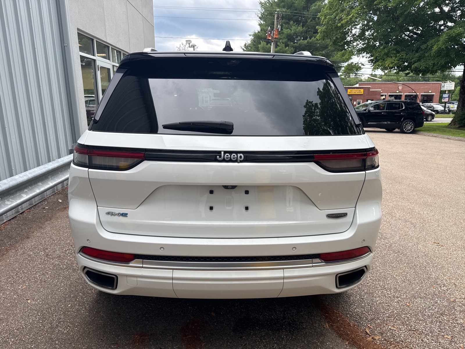 2022 Bright White Clearcoat Jeep Grand Cherokee 4xe Summit Reserve 4xe 4X4 SUV