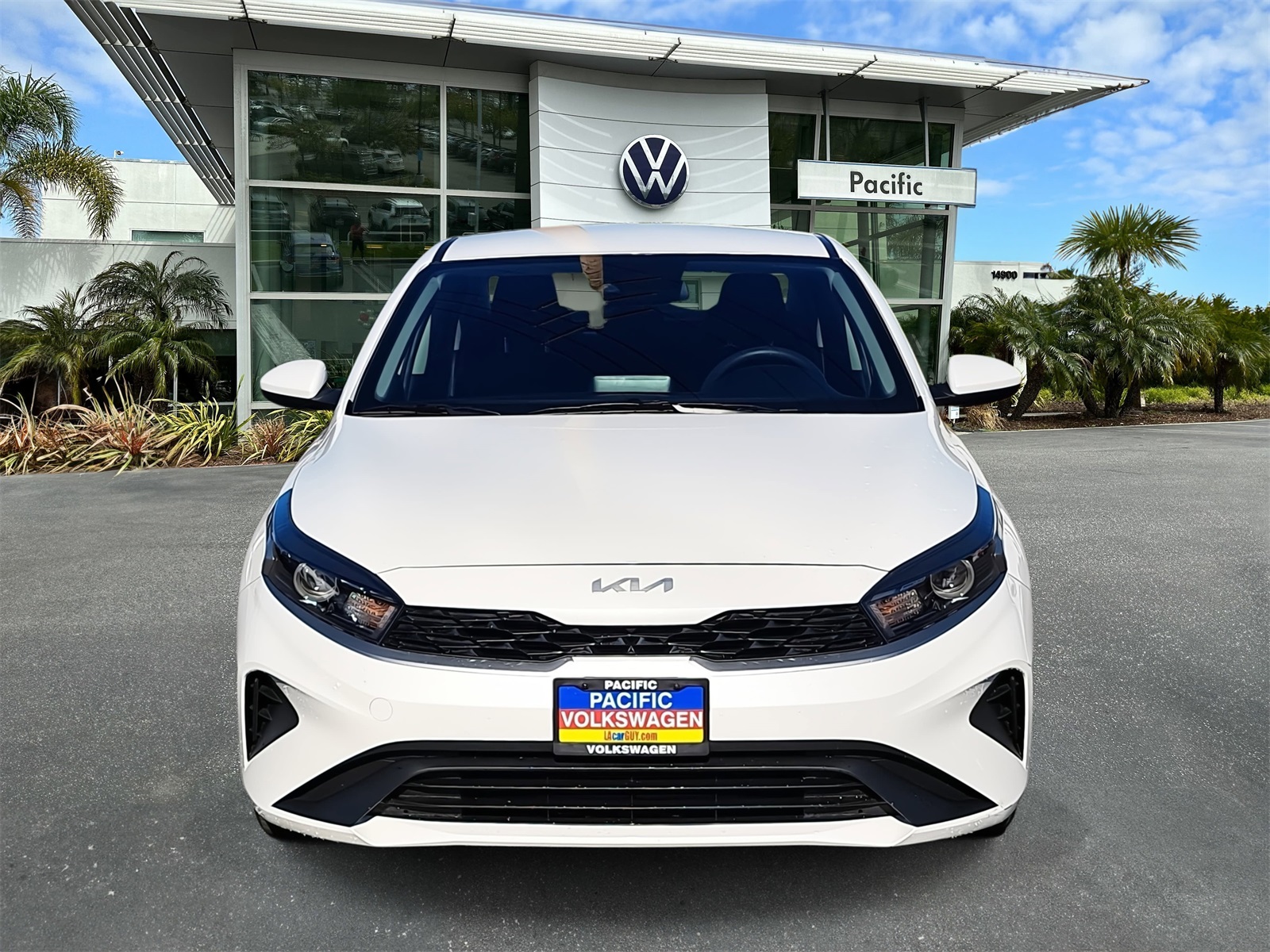 2023 Kia Forte LXS's photo