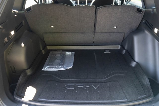 2026 Honda CR-V Hybrid Sport-L photo 9