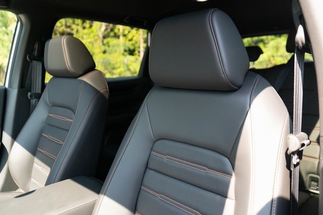 2026 Honda CR-V Hybrid Sport-L photo 12