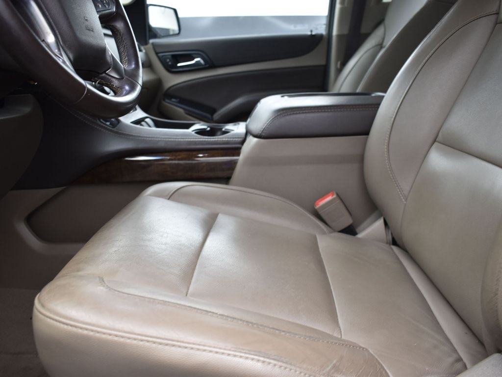 2019 Chevrolet Tahoe LT photo 13