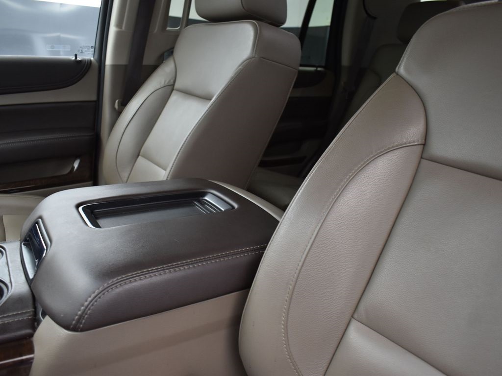 2019 Chevrolet Tahoe LT photo 14