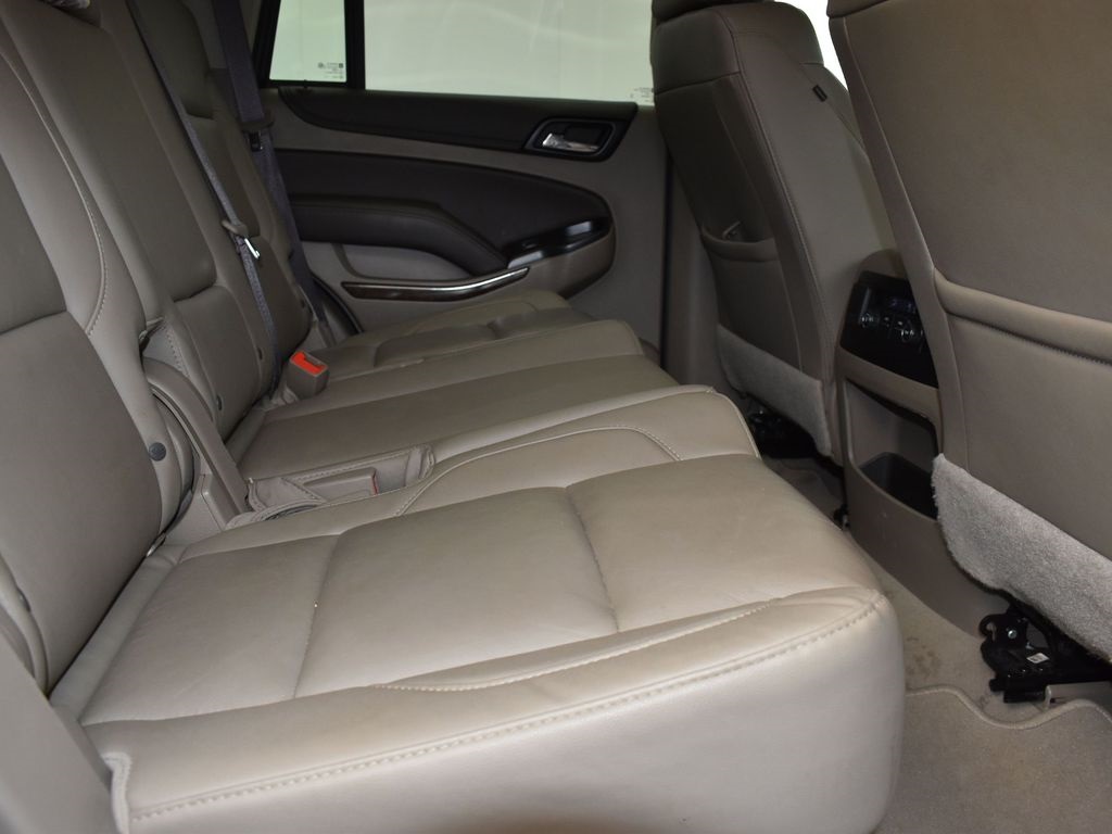 2019 Chevrolet Tahoe LT photo 22