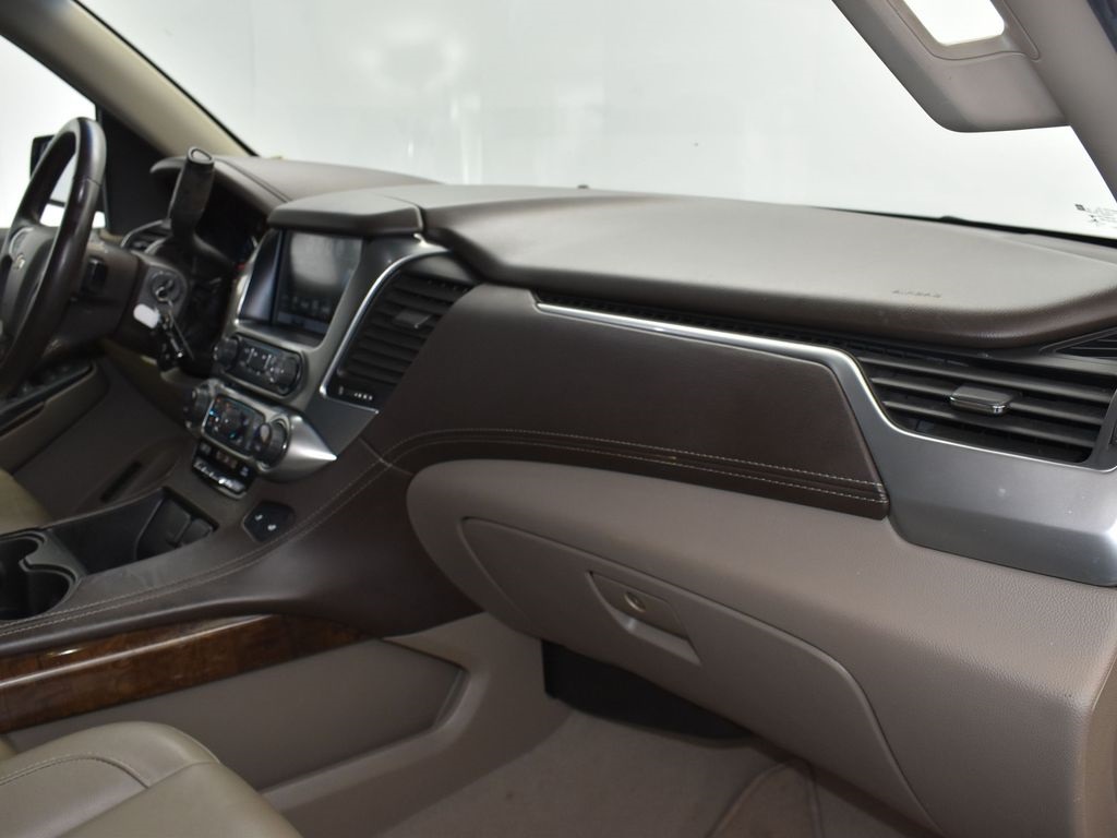 2019 Chevrolet Tahoe LT photo 24