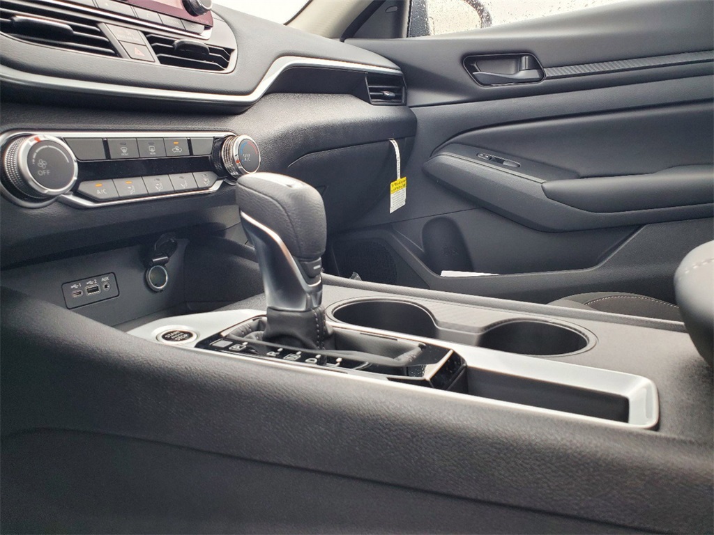 2025 Gun Metallic Nissan Altima 2.5 S FWD Sedan
