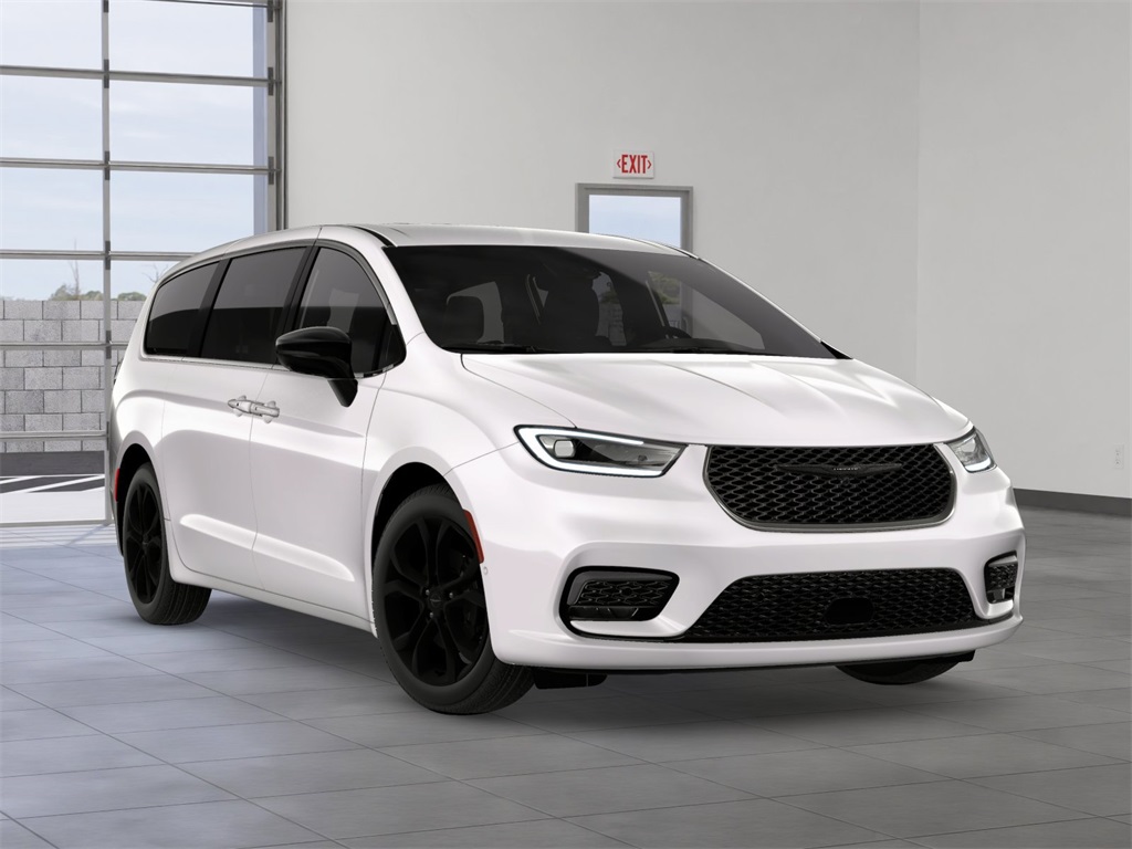 2026 Chrysler Pacifica photo 6