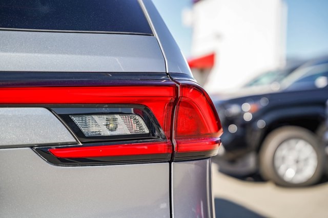 used 2025 Toyota Grand Highlander car, priced at $44,992