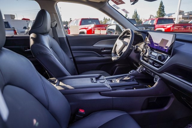 used 2025 Toyota Grand Highlander car, priced at $44,992