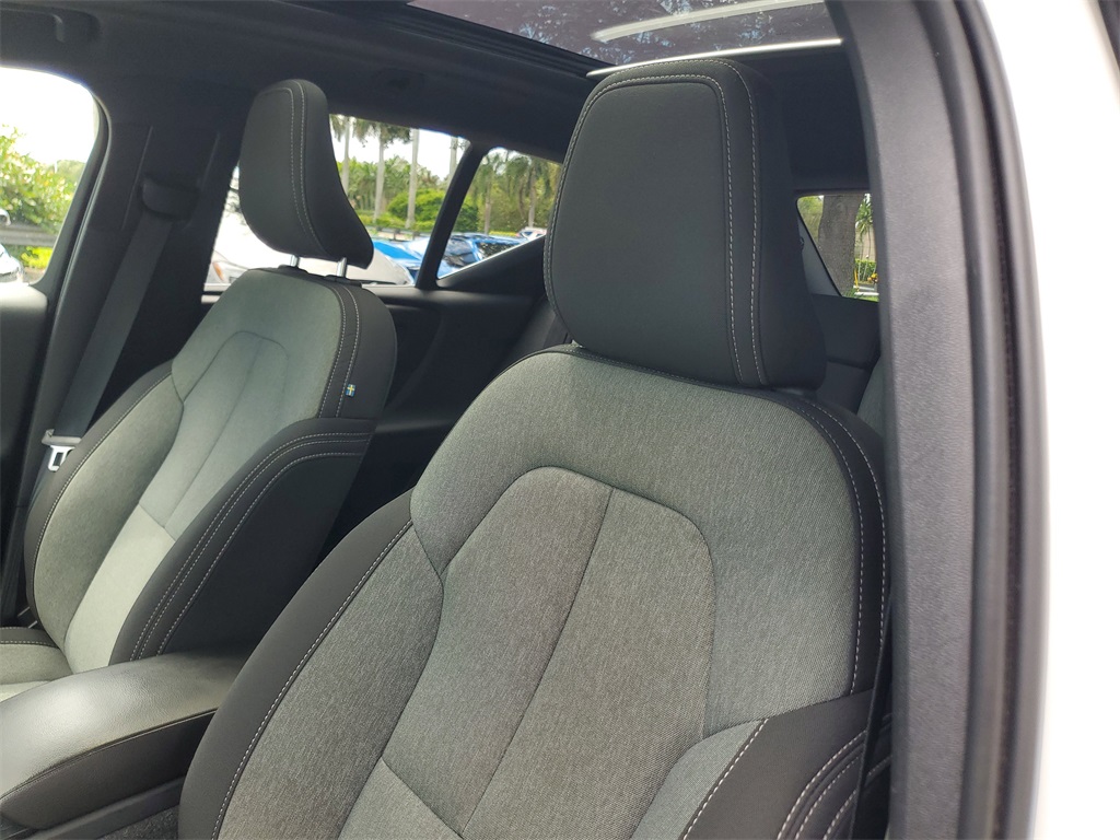 used 2025 Volvo XC40 car, priced at $25,695