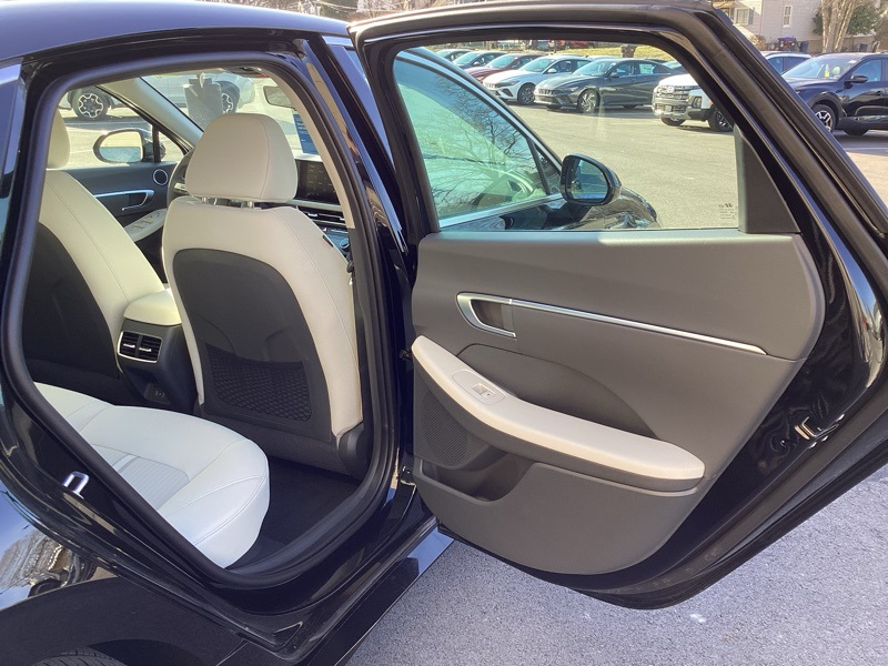 New 2025 Hyundai Sonata Hybrid Sedan