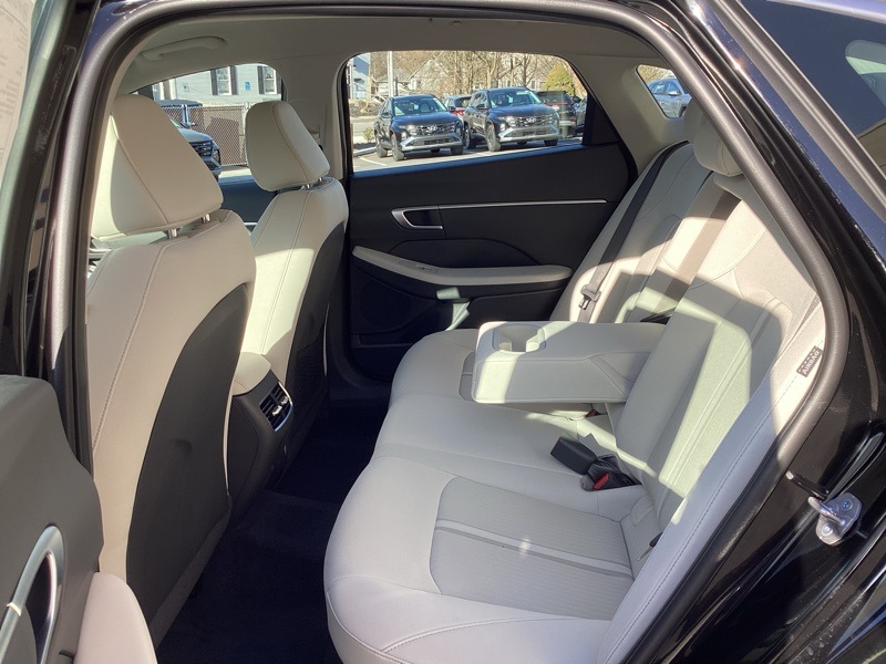 New 2025 Hyundai Sonata Hybrid Sedan