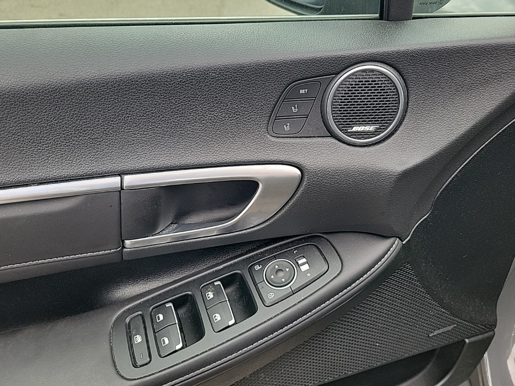 2022 Hyundai Sonata Hybrid Limited photo 13