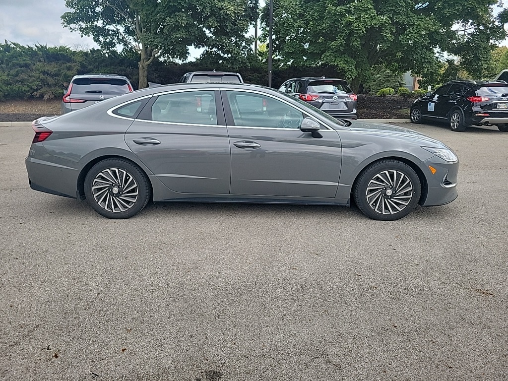 2022 Hyundai Sonata Hybrid Limited photo 5