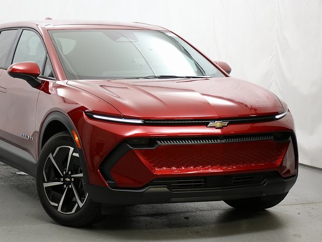 2026 Chevrolet Equinox EV 1LT photo 2