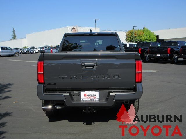 2025 Toyota Tacoma TRD Off-Road Double Cab photo 3