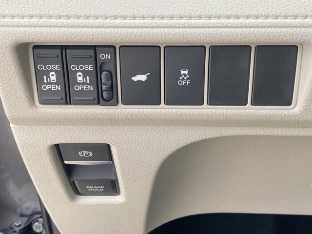 new 2026 Honda Odyssey car, priced at $42,076