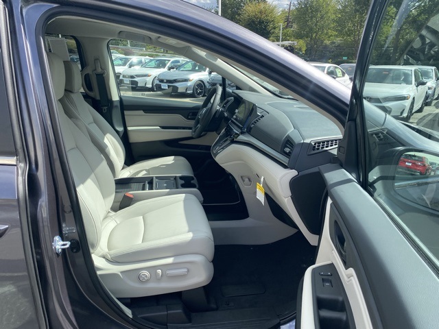new 2026 Honda Odyssey car, priced at $42,076