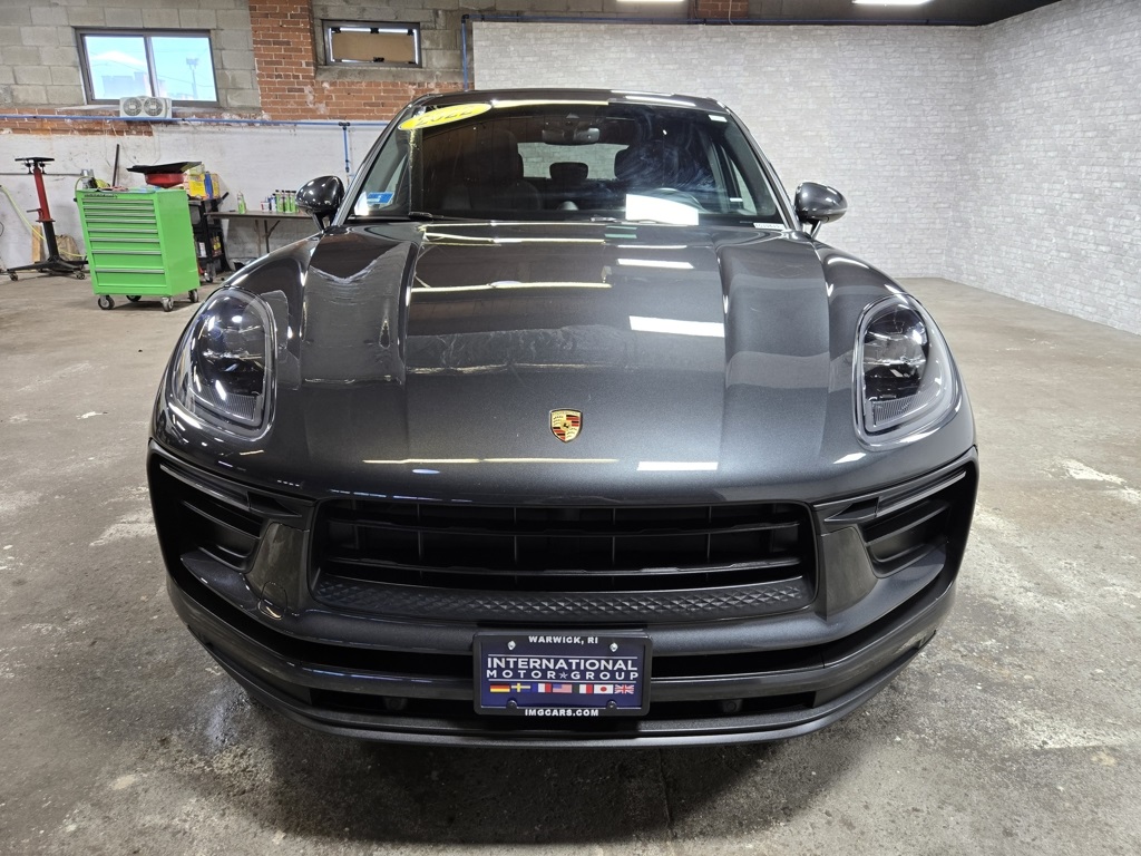 2022 Porsche Macan Base photo 61