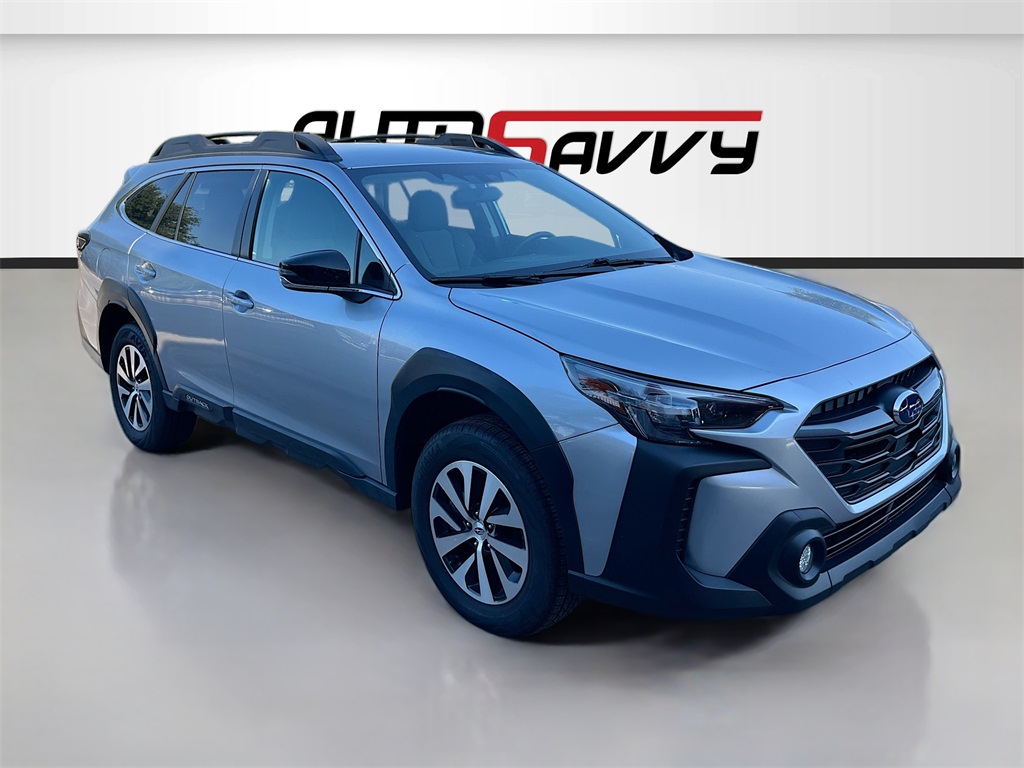 2024 Subaru Outback Touring photo 3