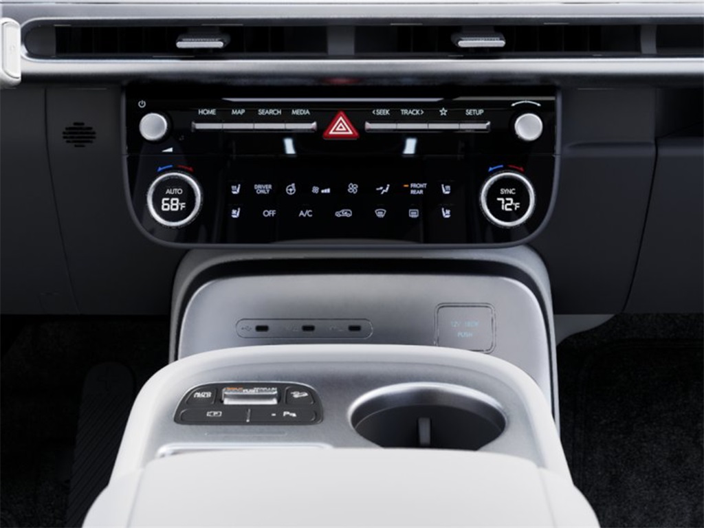 2026 Hyundai Ioniq SEL photo 7