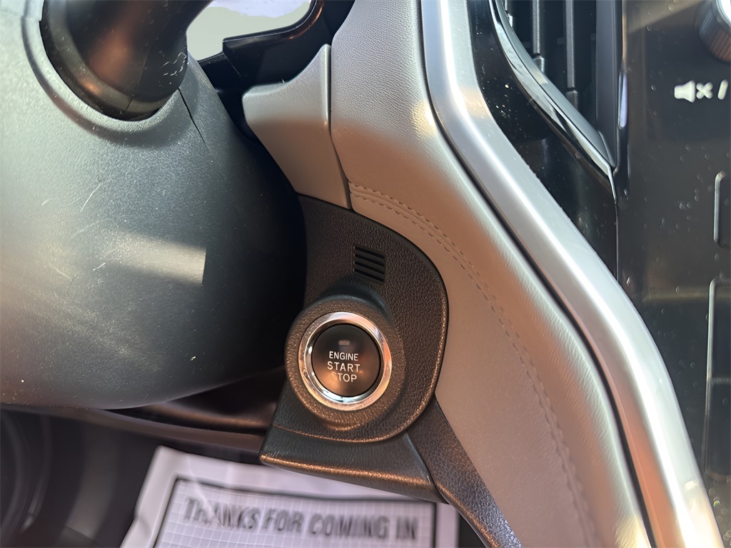 2020 Subaru Outback Premium photo 7