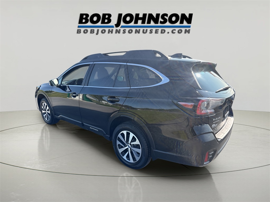 2020 Subaru Outback Premium photo 16