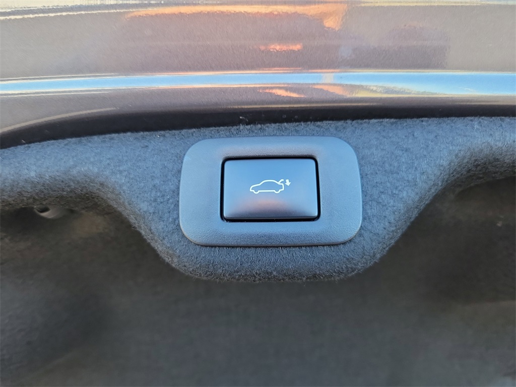 used 2022 Lexus ES car, priced at $32,998