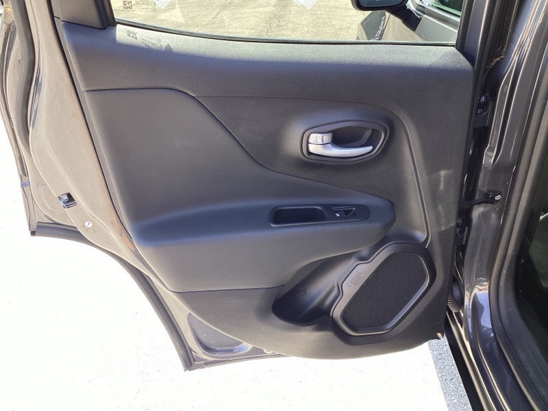 Used 2023 Jeep Renegade SUV