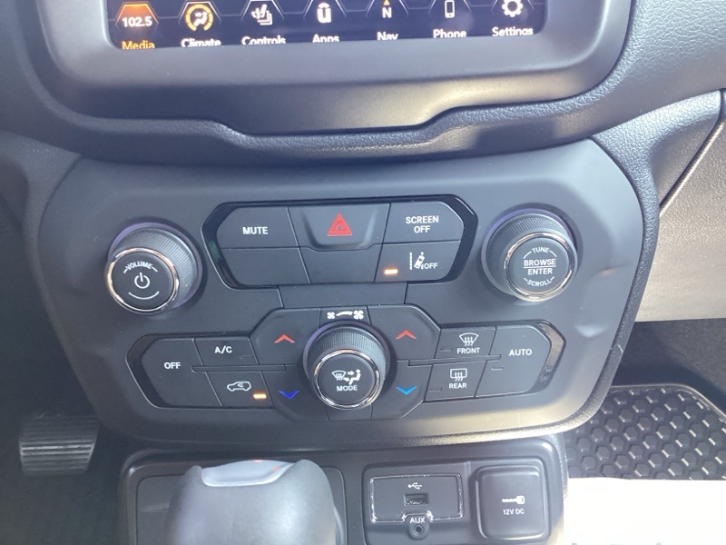 Used 2023 Jeep Renegade SUV
