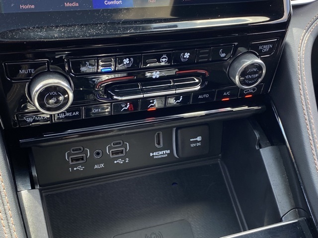 used 2023 Jeep Grand Cherokee car, priced at $33,944