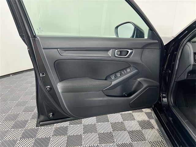 2025 Honda Civic Hatchback Sport photo 17