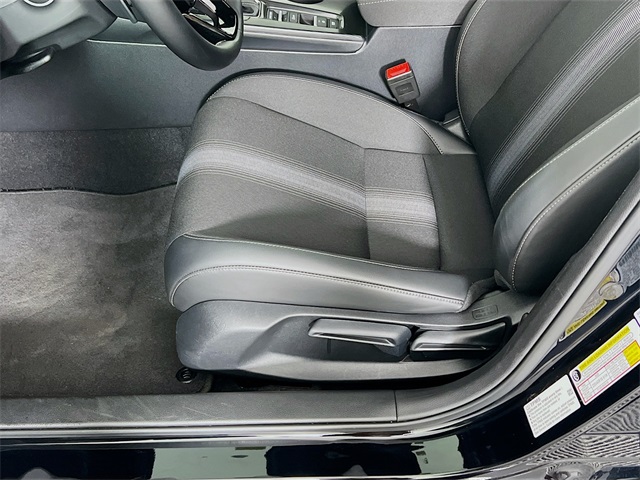 2025 Honda Civic Hatchback Sport photo 19