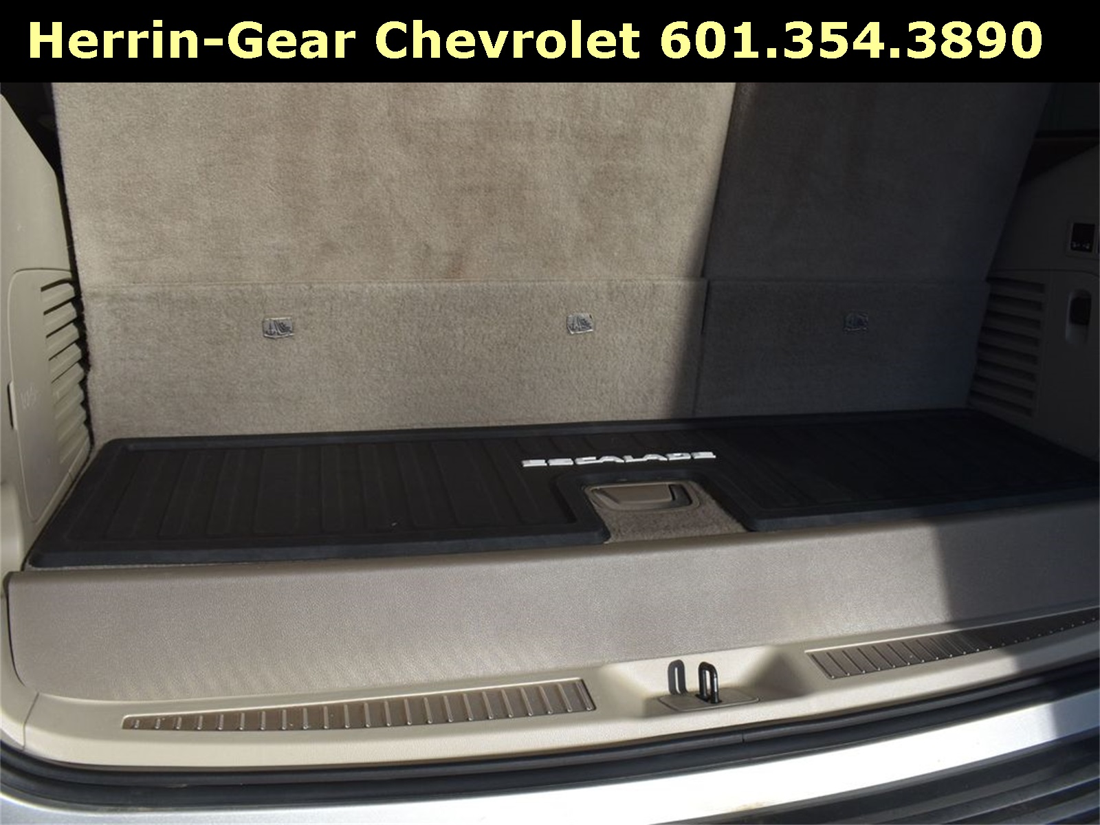 2016 Radiant Silver Metallic Cadillac Escalade Luxury RWD SUV