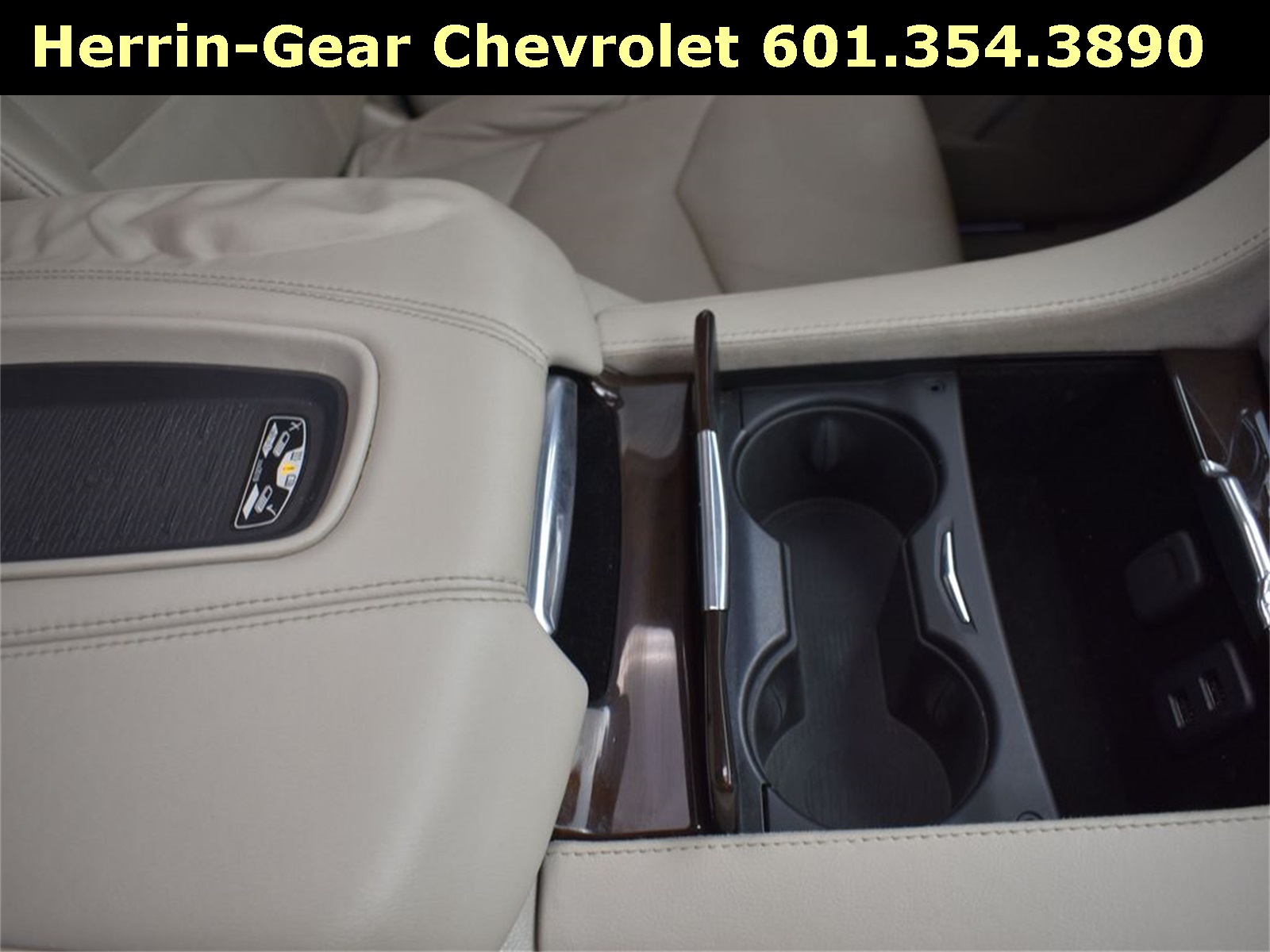2016 Radiant Silver Metallic Cadillac Escalade Luxury RWD SUV