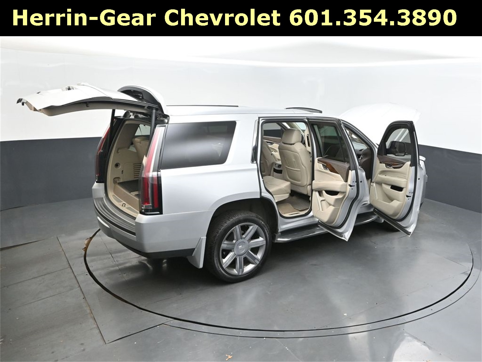 2016 Radiant Silver Metallic Cadillac Escalade Luxury RWD SUV