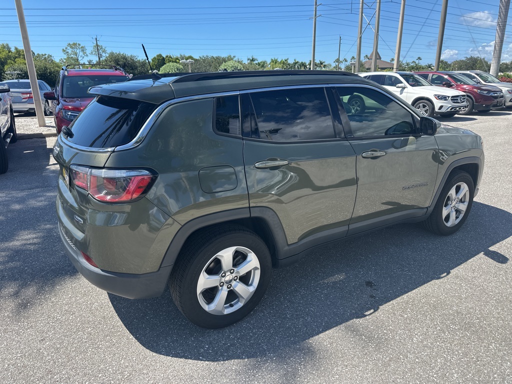 2018 Jeep Compass Latitude photo 4