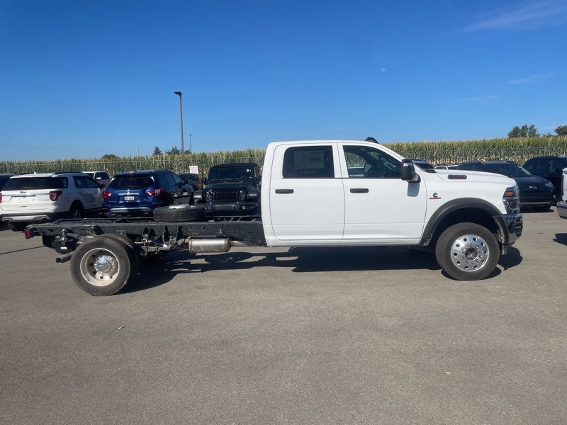2026 Ram 5500 photo 2