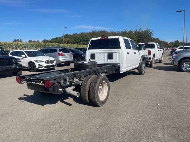 2026 Ram 5500 photo 3
