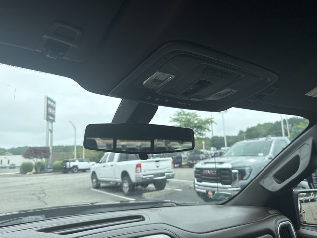 2021 Chevrolet Silverado 1500 RST photo 23