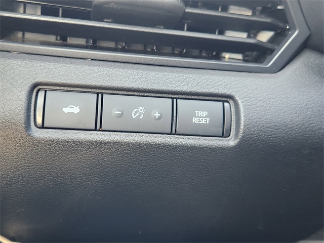 2024 Nissan Altima 2.5 SV photo 18