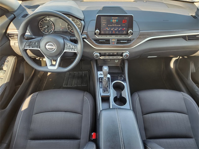 2024 Nissan Altima 2.5 SV photo 23