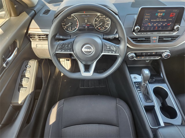 2024 Nissan Altima 2.5 SV photo 24