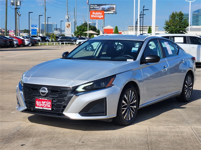 2024 Nissan Altima 2.5 SV photo 2