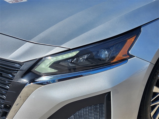 2024 Nissan Altima 2.5 SV photo 8