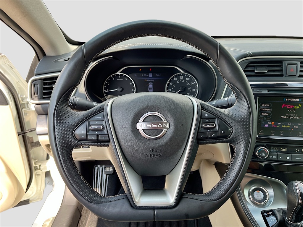 2023 Nissan Maxima Platinum photo 10