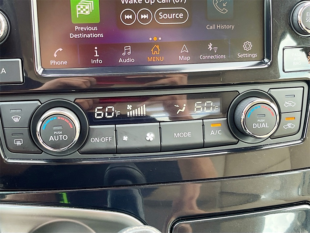 2023 Nissan Maxima Platinum photo 15